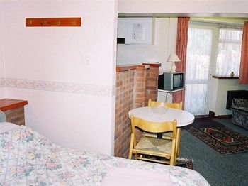 Crossways & Sea View Holiday Apartments Торкі Екстер'єр фото